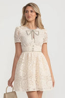 Short Sleeved Lace Dress With Rounded Neckline And Decorative Bow - Ivoire