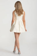 Elegant Fitted Dress With Pearl-Embellished Round Neckline And Bow Waistline Accent - Ivoire