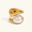 Delphina Gold Pearl Ring in 18k gold plated stainless steel