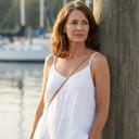 Elsa linen tank top with spaghetti straps and V-neck, view 2