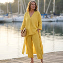 Vera two-piece set with oversized V-neck tunic and cropped wide-leg trousers, view 2